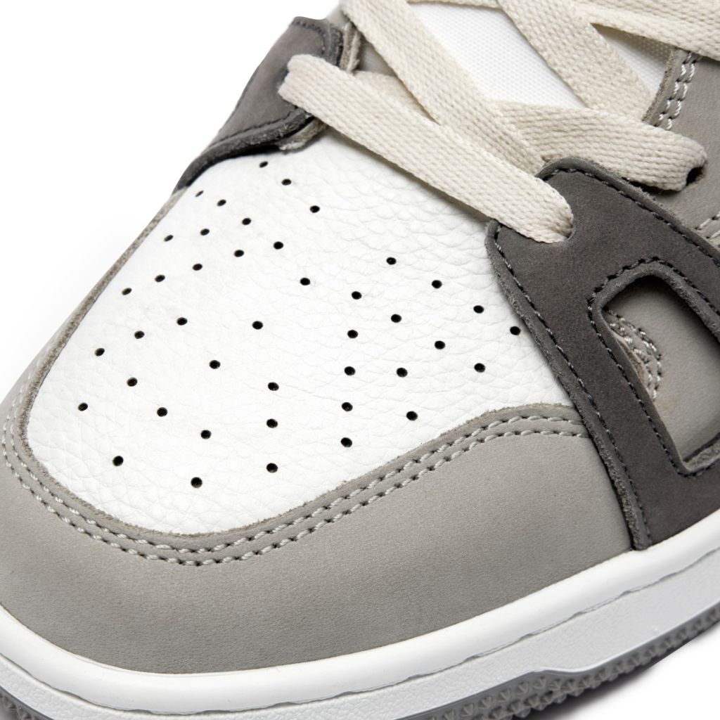 BAPE,BAPE STA 93 HI,发售  灰白大地色系百搭又好看！全新高帮 BAPE STA™ 即将发售！