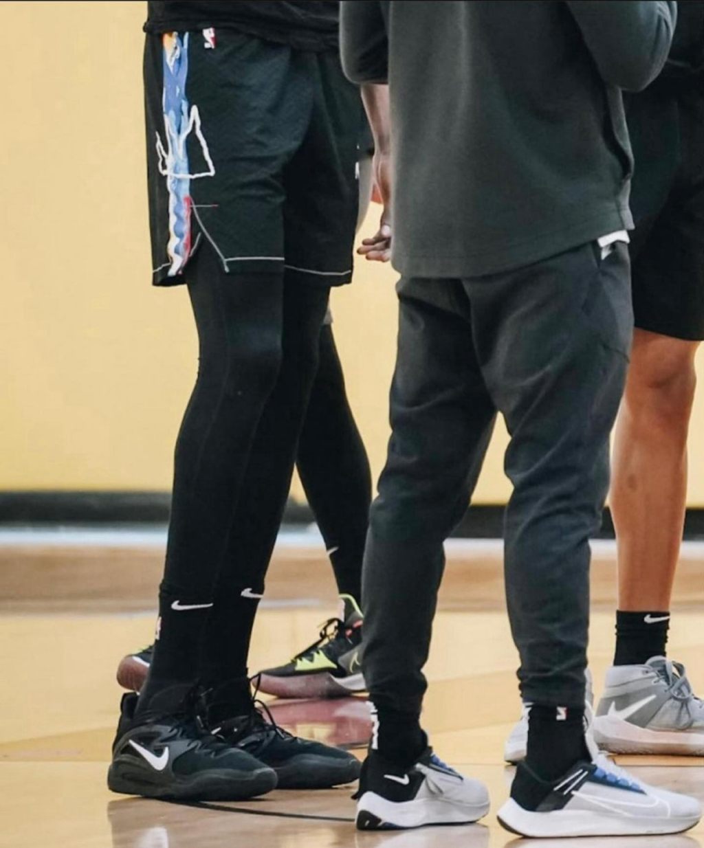 Nike,KD 15,DC1975-001  杜兰特上脚全新 KD15！「黑武士」配色还挺帅！