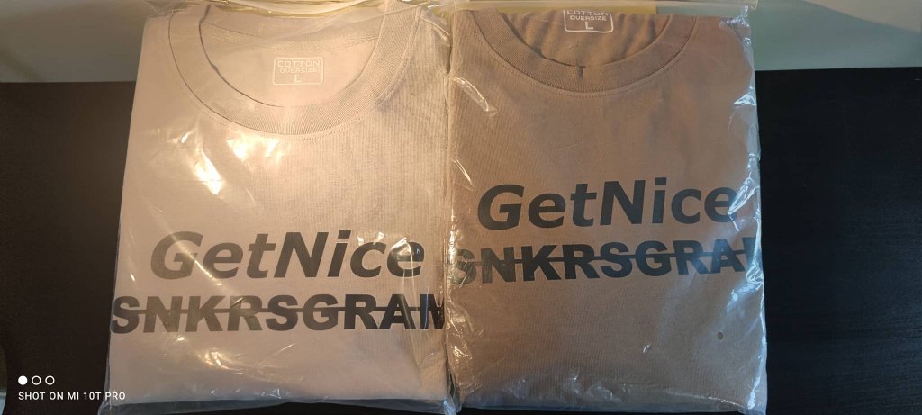 No description available.