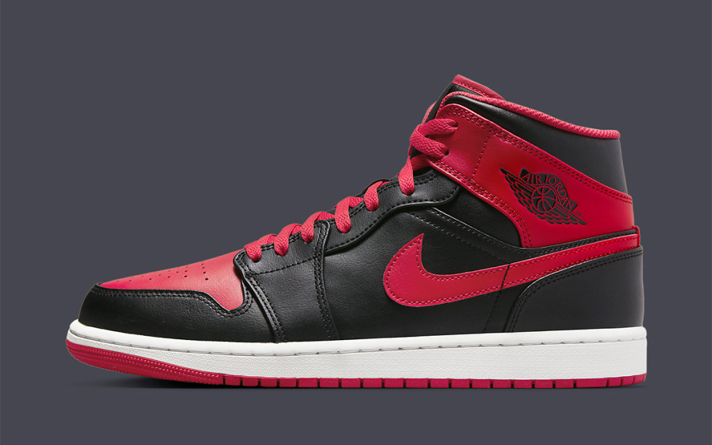 An Alternate Air Jordan 1 Mid “Bred Toe” Appears