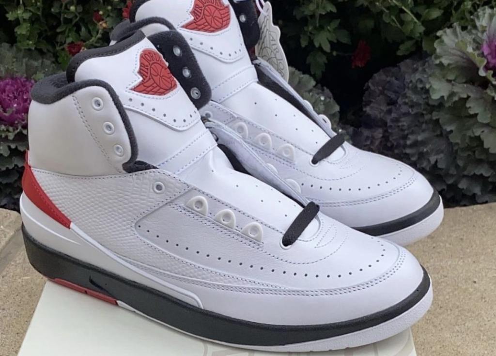 Air Jordan 2 Chicago White Varsity Red DX2454-106 Release Date