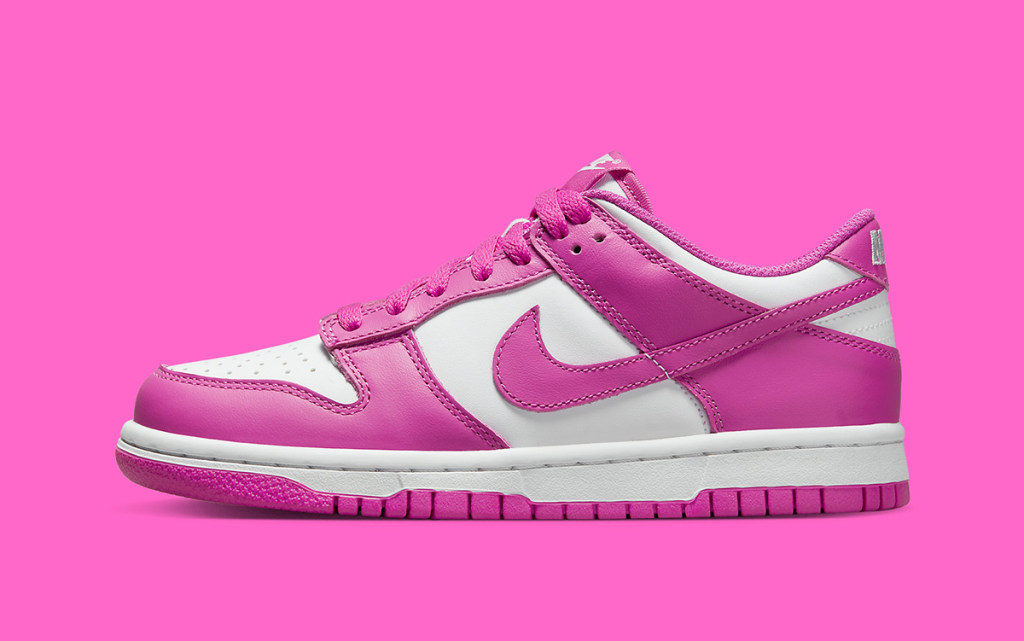 Official Images // Nike Dunk Low “Active Fuchsia”