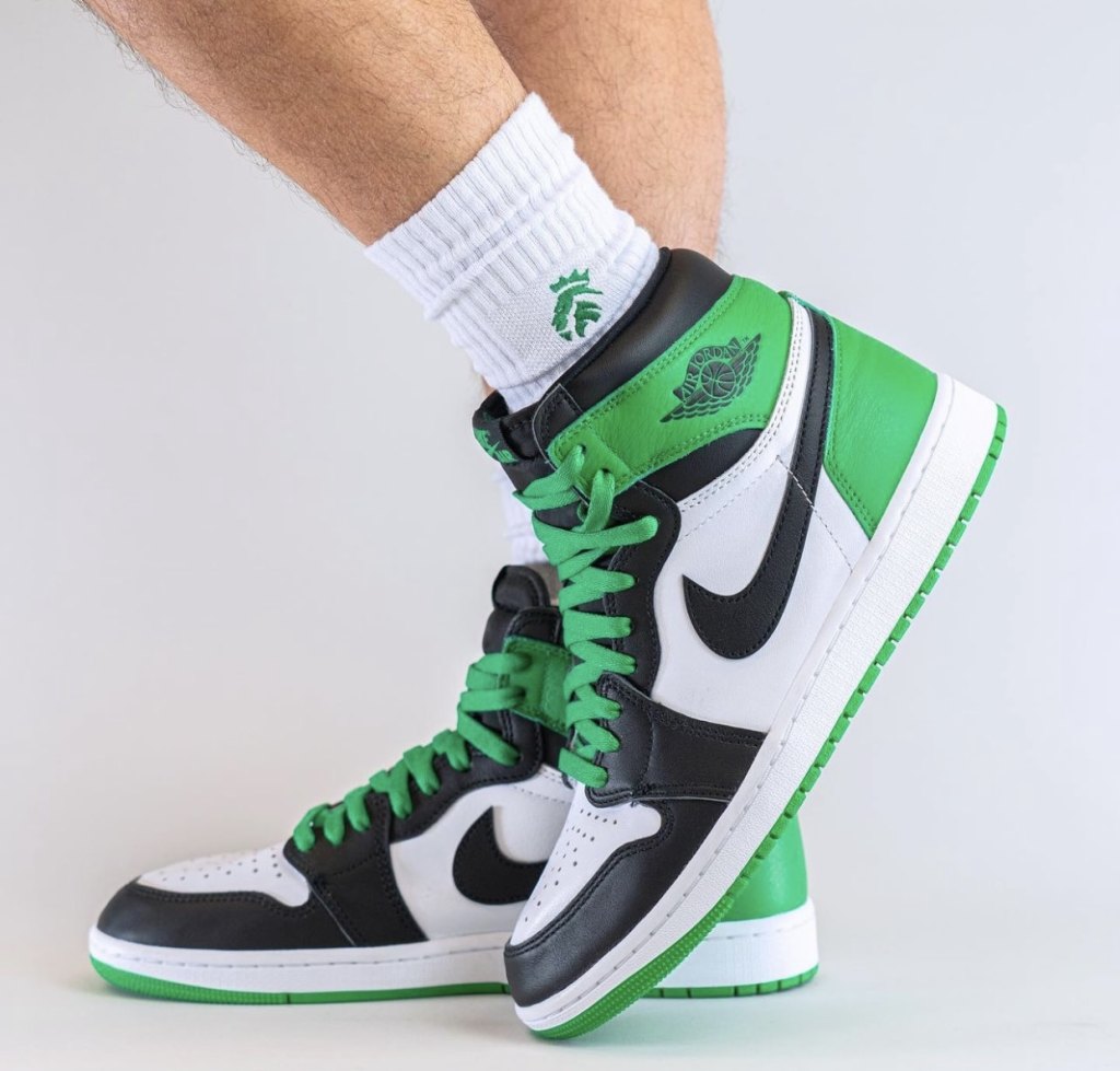 Air Jordan 1 Lucky Green DZ5485-031 Release Date On-Foot