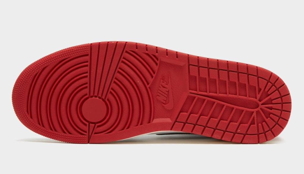 DZ5485-106, AJ1, Black Toe, Air Jordan 